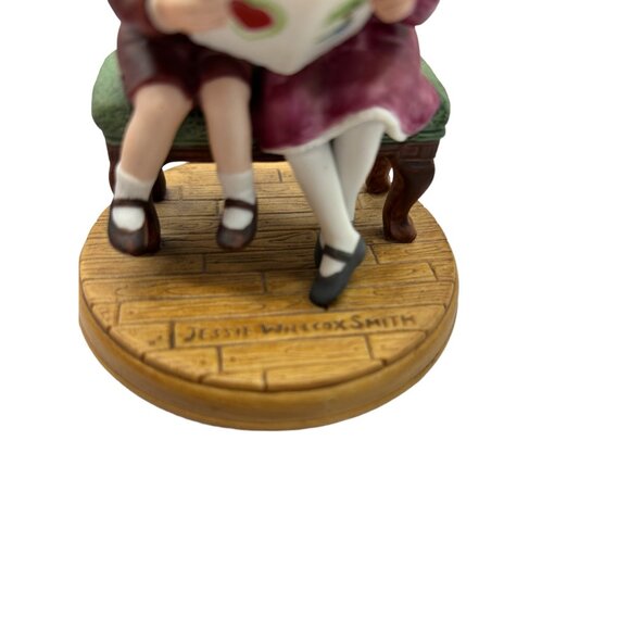 Jessie Willcox Smith Be Mine Valentine 1986 Avon Figurine Vintage Collectible - Picture 8 of 8